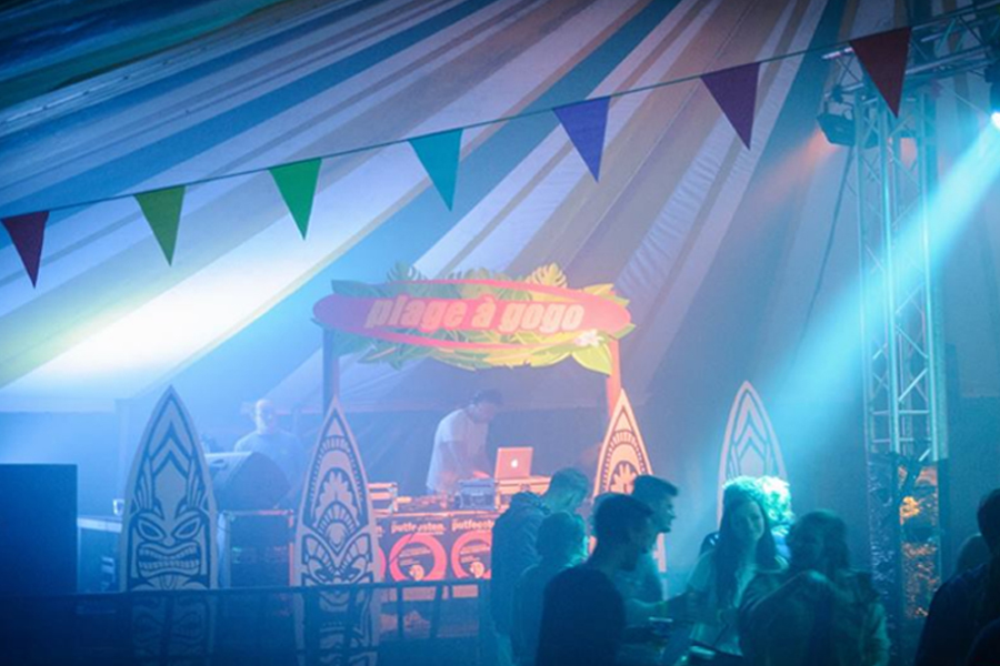 cocktail stage of plage a gogo